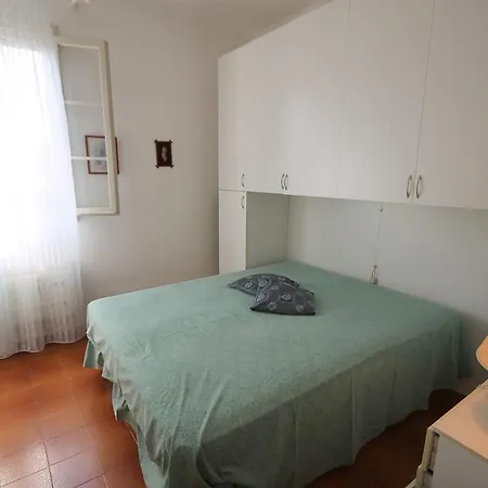 Modern Holiday Home In Lido Delle Nazioni With Pool